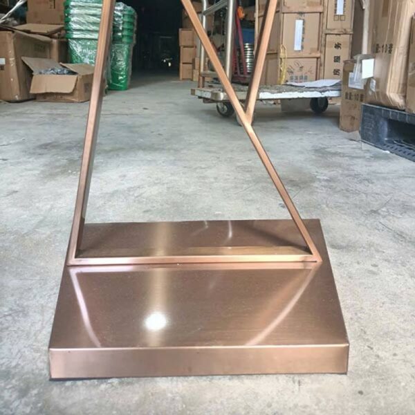 Hình ảnh bảng welcome chào mừng chụp tại kho