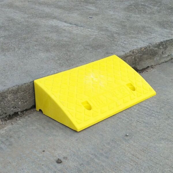 Dốc lên xuống dùng cho đoạn đường chênh lệch về chiều cao