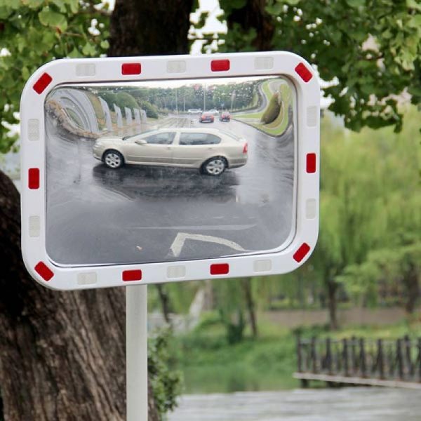 Gương cầu được sản xuất từ những chất liệu tốt nhất