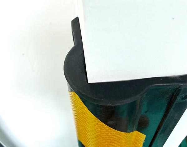 Dễ dàng ốp vào các cột, tường