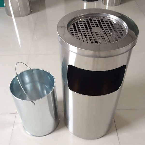 Hình ảnh thật thùng rác inox tròn có gạt tàn