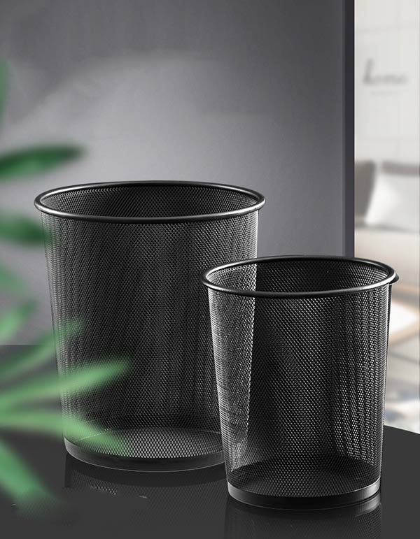 Thùng rác lưới đen dùng tại văn phòng