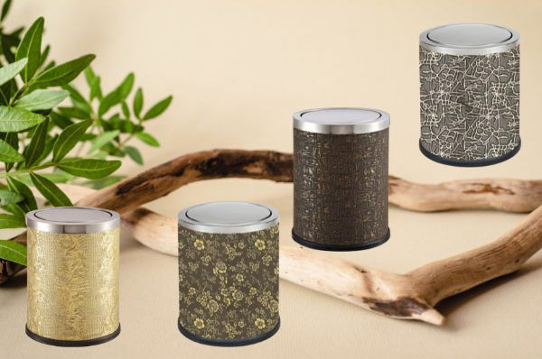 Họa tiết trên thùng rác rất phong phú
