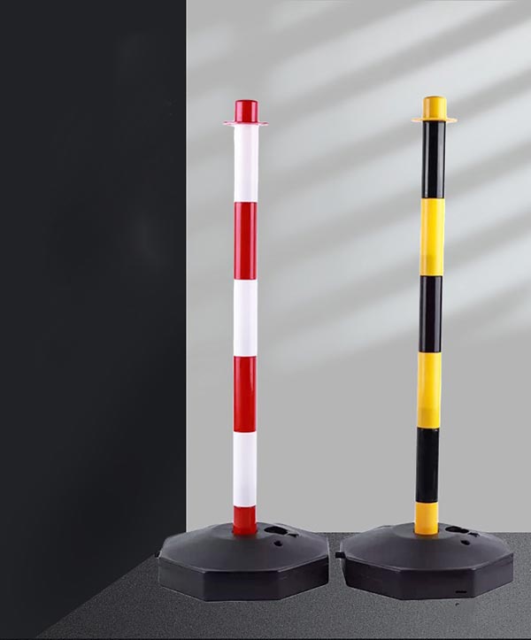 Trụ -cọc tiêu cảnh báo công trường