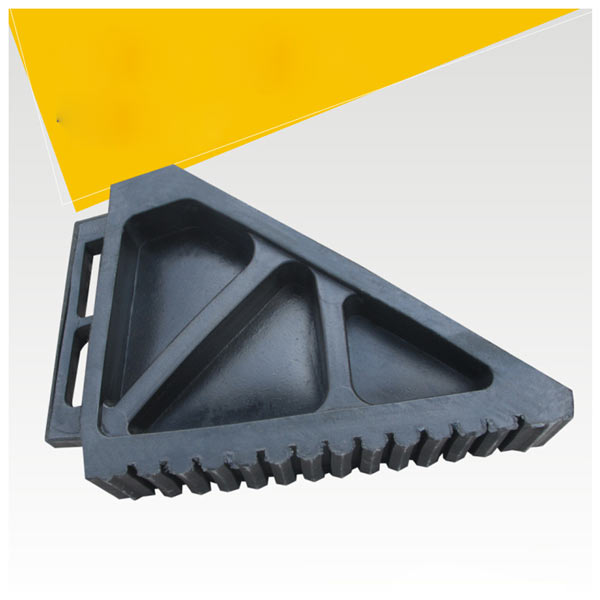 Mặt cạnh bên của cục canh bánh xe