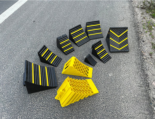 Hành Tinh Xanh - địa chỉ bán các mẫu cục chặn bánh xe giá tốt