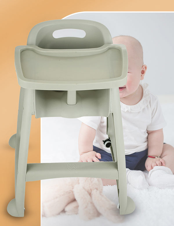 Nhờ có ghế ngồi riêng, trẻ sẽ được an toàn và cha mẹ an tâm hơn