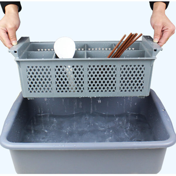 Thiết kế lỗ thông thoáng giúp nước không bị đọng