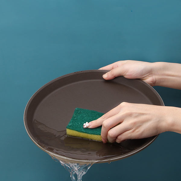 Khay phục vụ cũng dễ dàng vệ sinh làm sạch