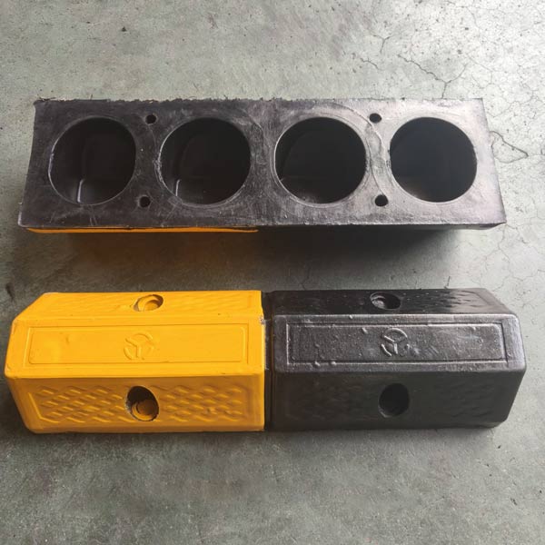 Hình ảnh thật cao su chặn lùi bánh xe