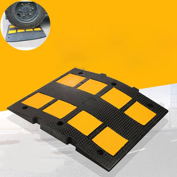 Độ cao của gờ là 3cm đảm bảo phù hợp với nhiều phương tiện