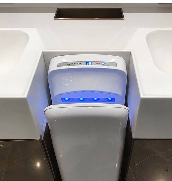 Lắp đặt trong nhà vệ sinh dễ dàng