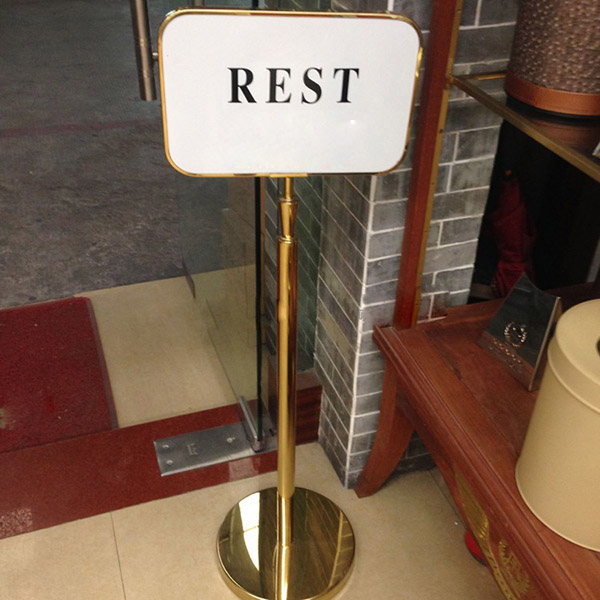 Hình ảnh bảng thông tin Hành Tinh Xanh