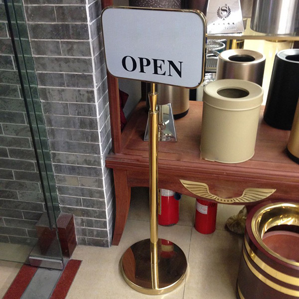 Hình ảnh bảng thông tin, biển hướng dẫn sự kiện Hành Tinh Xanh