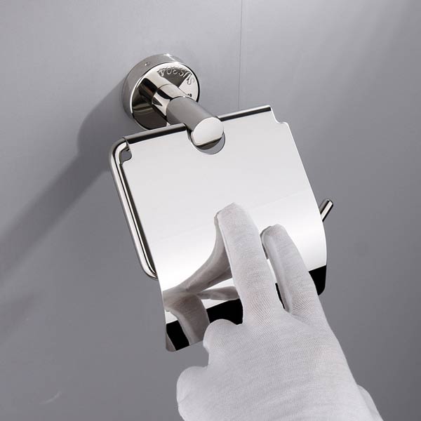 Bề mặt móc treo hoàn thiện, tỉ mỉ