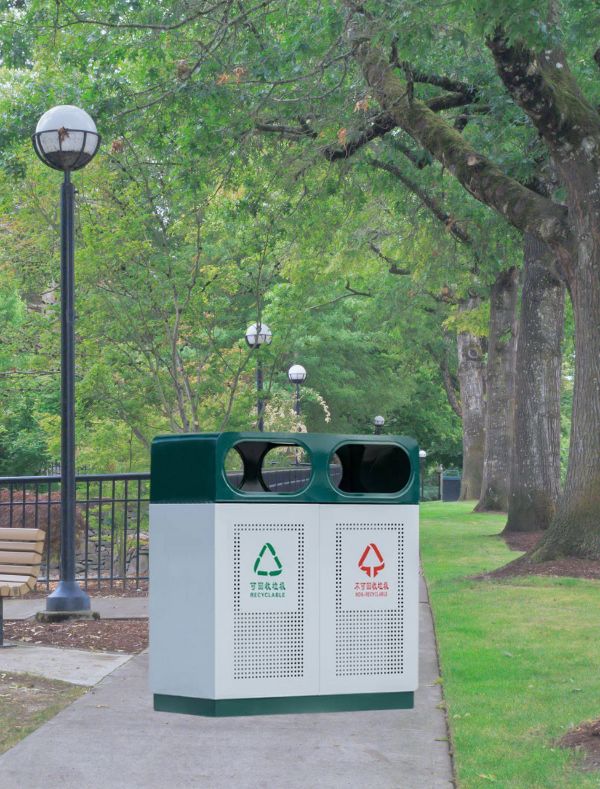 Mẫu thùng rác 2 ngăn mang lại sự sạch sẽ cho công viên