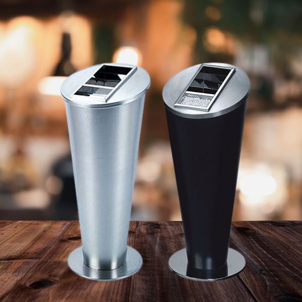 Thùng rác gạt tàn cùng kiểu dáng nhưng khác chất liệu: Inox và thép