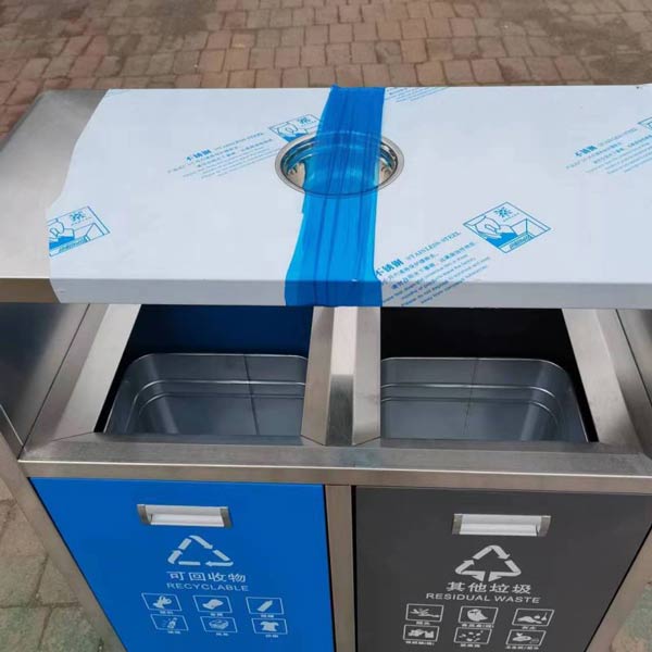Tham khảo hình ảnh chụp thùng rác 2 ngăn thực tế