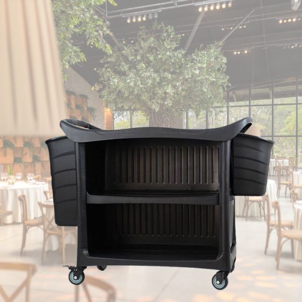 Xe vừa có công dụng vận chuyển đồ ăn lại hỗ trợ dọn bàn