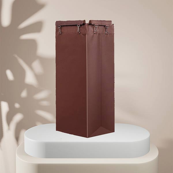 Túi vài treo trên xe làm buồng