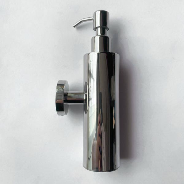 Hình ảnh thực tế bình để dầu gội treo tường