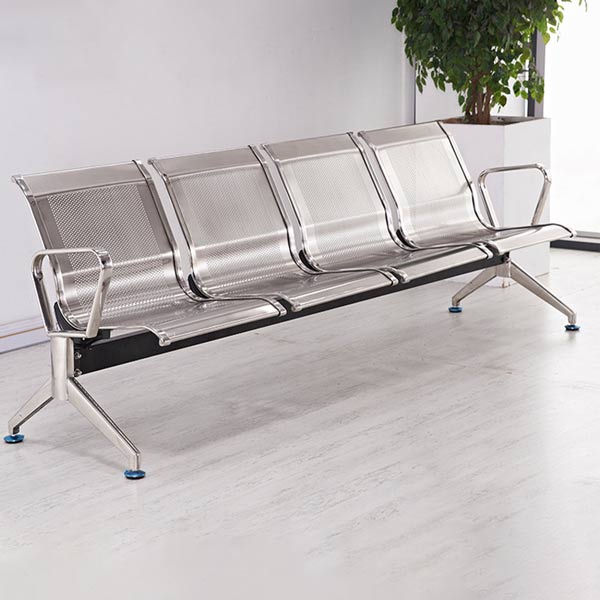 4 chỗ ngồi thoải mái, linh hoạt