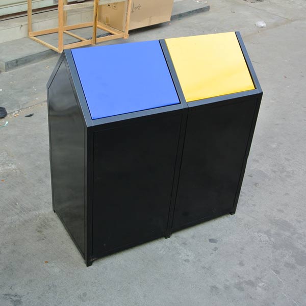 Thiết kế mặt sau của thùng rác 2 ngăn