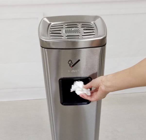 Tích hợp thêm cửa bỏ rác cỡ nhỏ