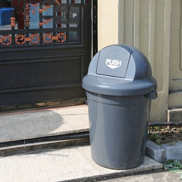 Thùng rác nắp đẩy bằng nhựa dung tích 100L