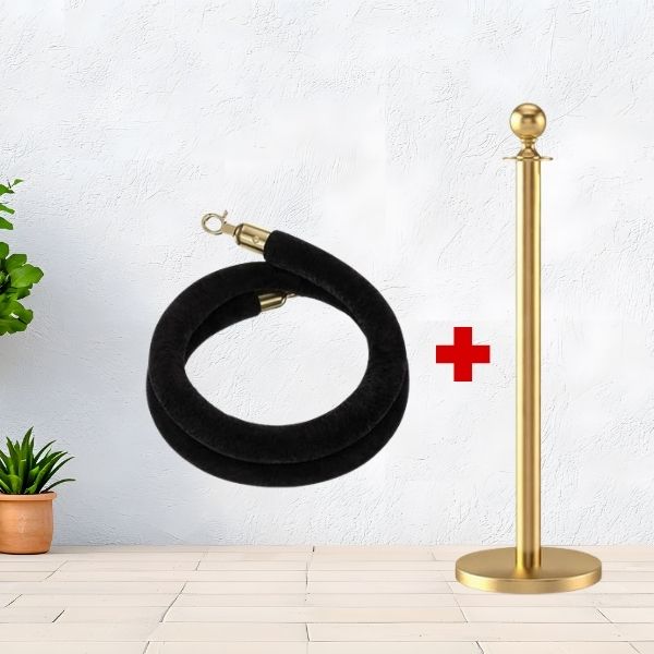 Dây nhung đen kết hợp với trụ chắn inox vàng