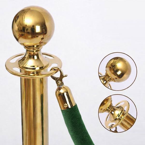 Móc nối dây nhung trùng với trụ chắn