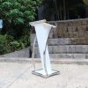 Bục phát biểu giá tốt tại Hành Tinh Xanh