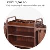 Khay được đặt trên tầng cao nhất xe làm buồng