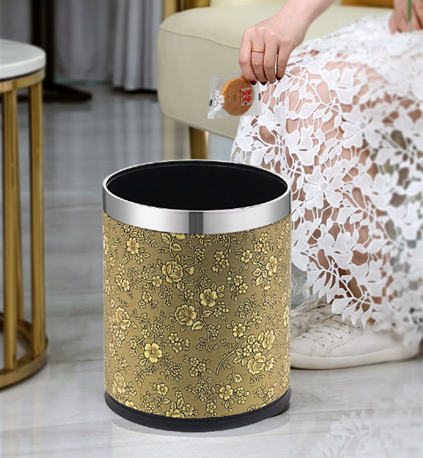 Thùng rác không nắp dễ dàng bỏ rác